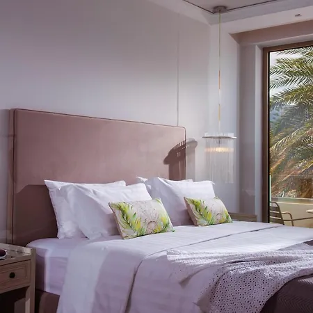 Nisos Beach Suites Bed & Breakfast Malia (Crete)