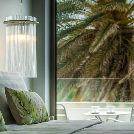 Bed & Breakfast Nisos Beach Suites *